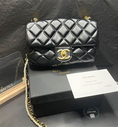 makeup pouch chanel|chanel makeup bag free gift.